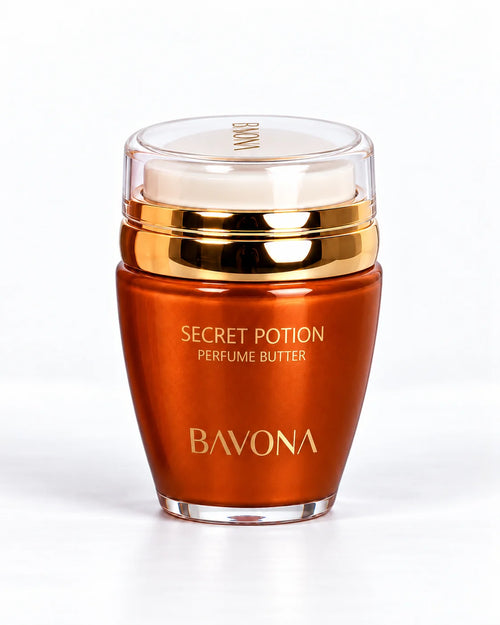 Bavona Secret Potion perfume butter, 30 ml copper jar with gold collar on a white background